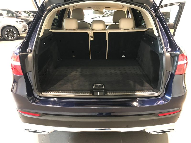 Mercedes GLC220 bild 9