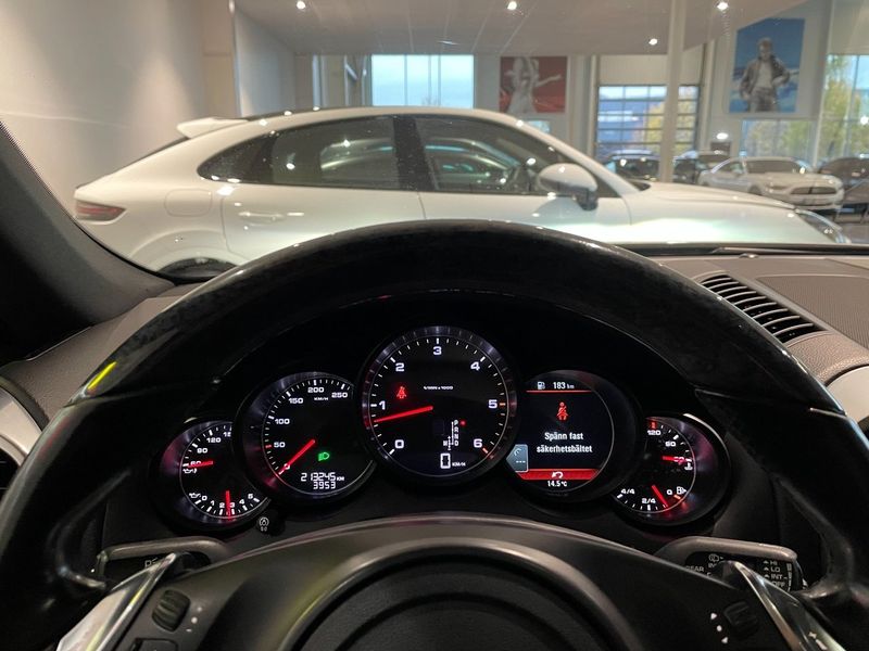 Porsche Cayenne bild 12