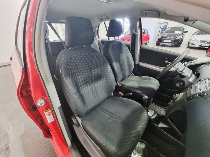 Toyota Yaris bild 17