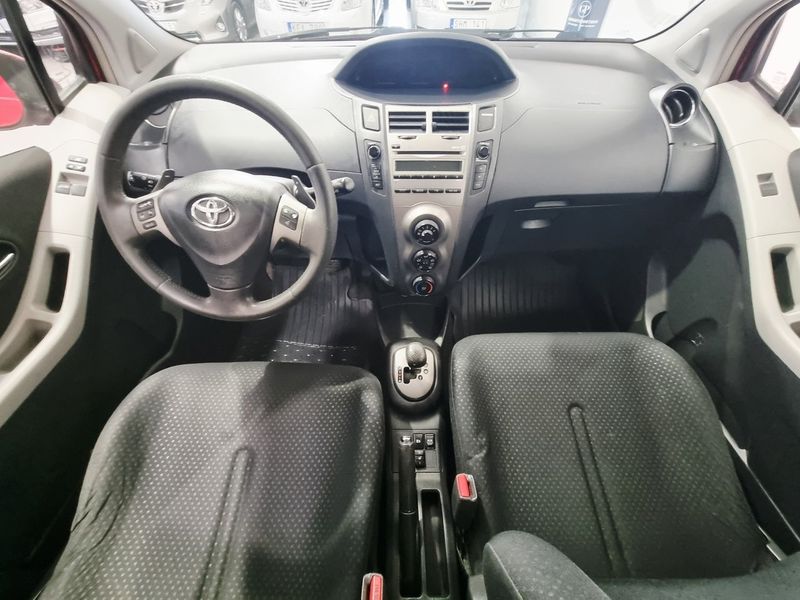 Toyota Yaris bild 12