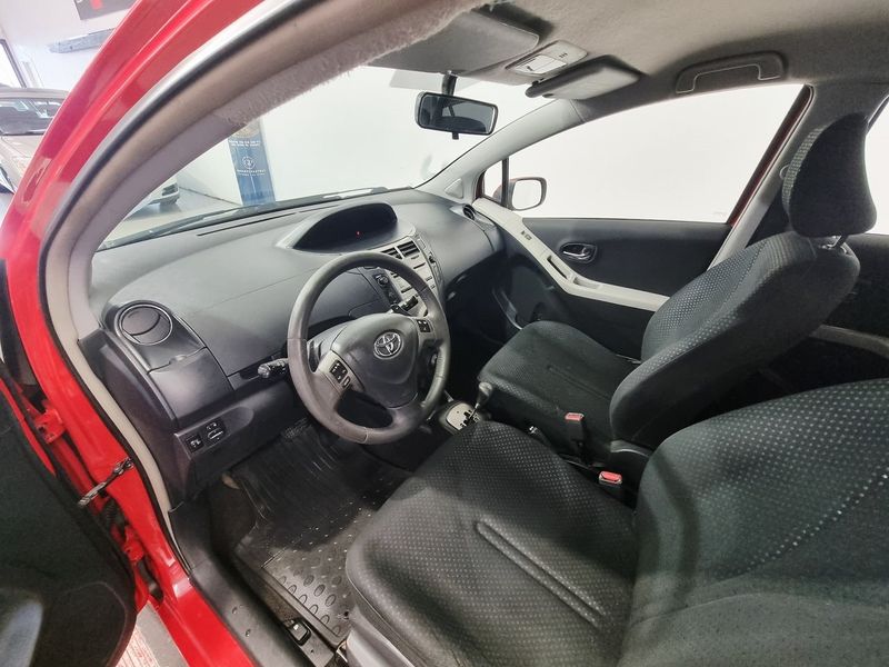 Toyota Yaris bild 6