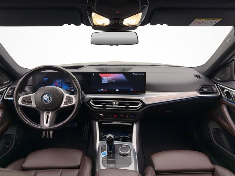 BMW i4 bild 16