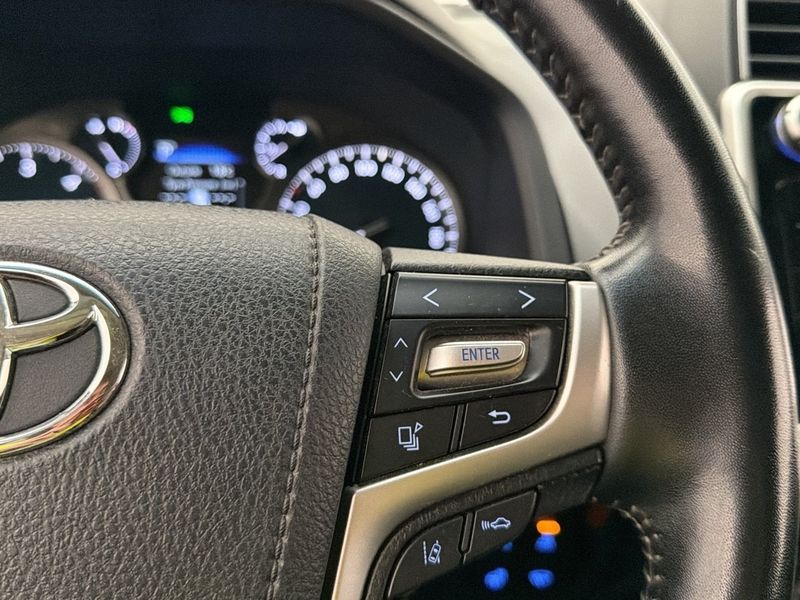 Toyota Land Cruiser bild 19