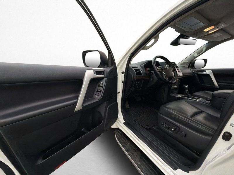 Toyota Land Cruiser bild 11
