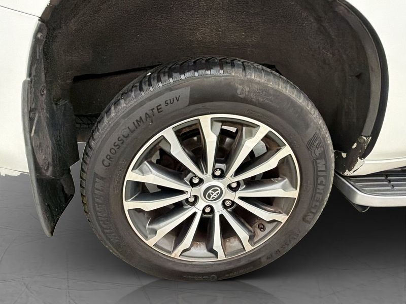 Toyota Land Cruiser bild 36