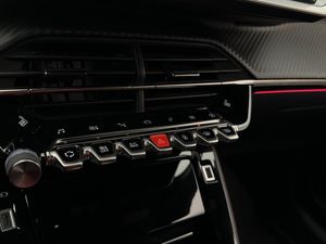 Peugeot e-208 bild 26