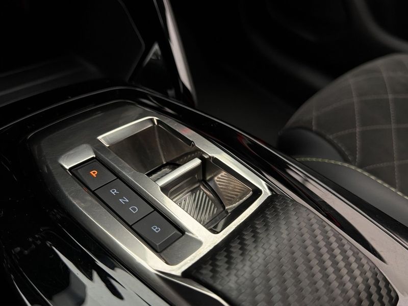 Peugeot e-208 bild 27