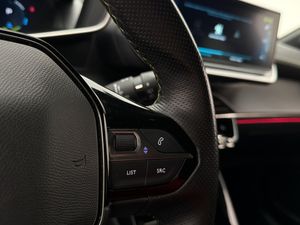 Peugeot e-208 bild 18