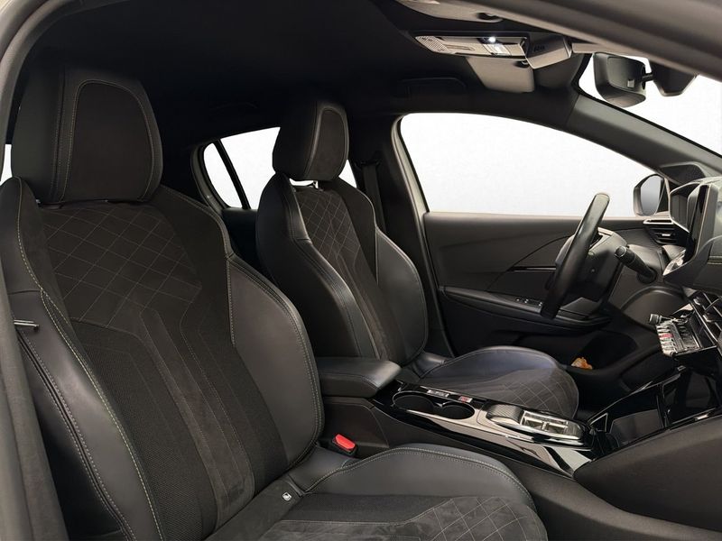 Peugeot e-208 bild 30