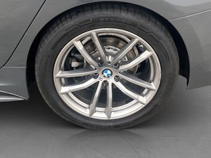 BMW 320 bild 32