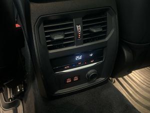 BMW 320 bild 27