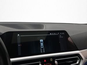 BMW 320 bild 17