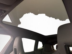BMW iX bild 12