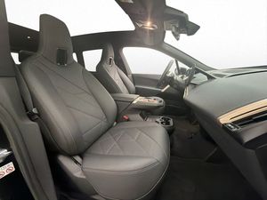 BMW iX bild 31