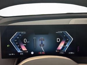 BMW iX bild 17