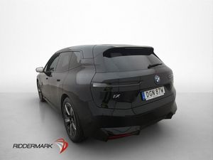 BMW iX bild 6