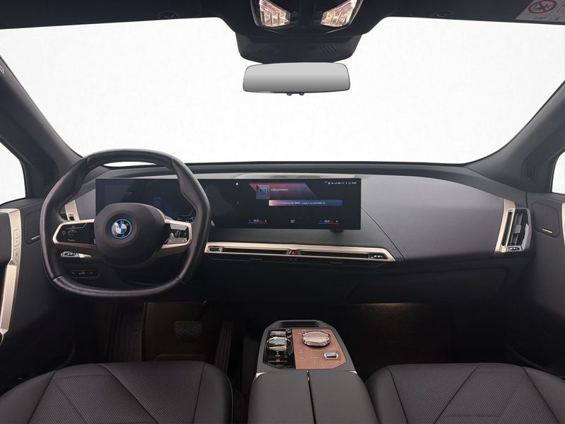 BMW iX bild 30