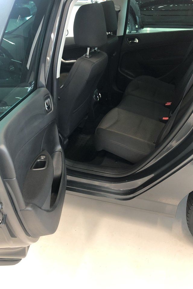 Peugeot 308 SW bild 9