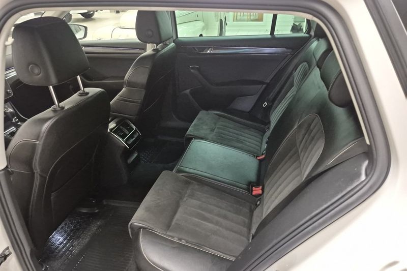 Skoda Superb bild 7