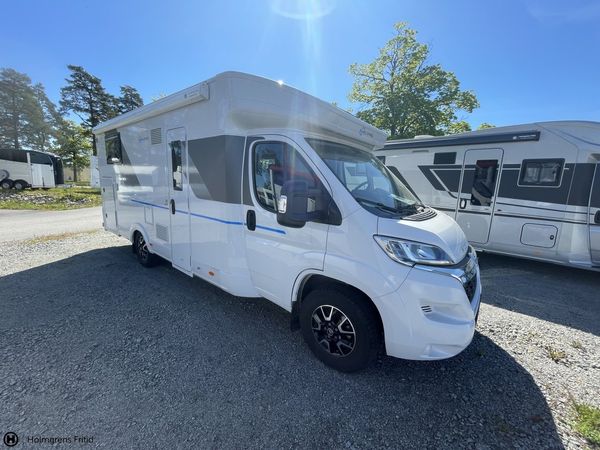 Sun living S Serie n 75Sl ALDE VÄRME INKL. GOLVV. | 5-SITTPLATSER | SOLCELL | - 2023