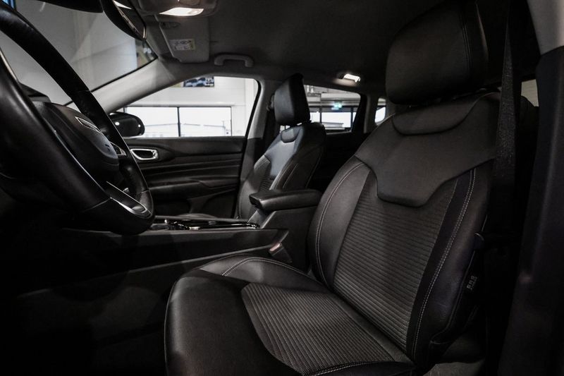 Jeep Compass bild 15