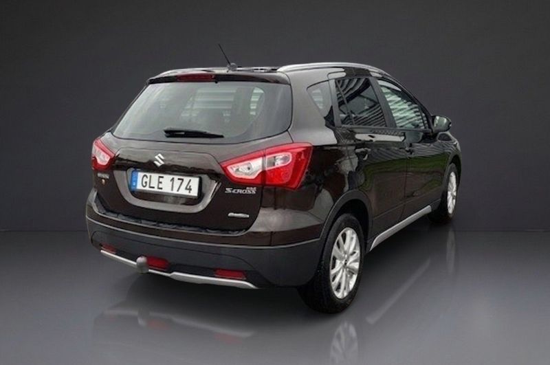 Suzuki S-CROSS bild 3