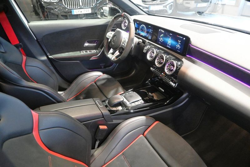 Mercedes A45 AMG bild 11