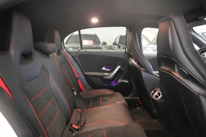 Mercedes A45 AMG bild 17