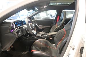Mercedes A45 AMG bild 9