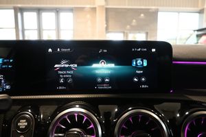 Mercedes A45 AMG bild 28