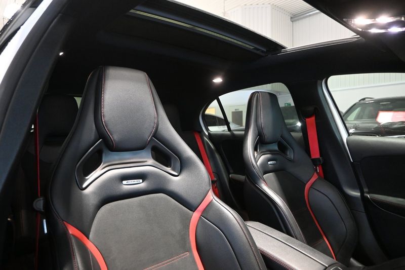 Mercedes A45 AMG bild 13