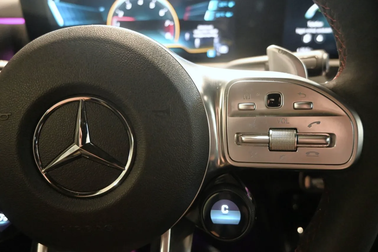 Mercedes A45 AMG bild 22