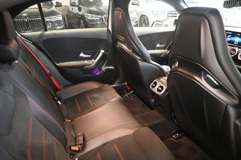 Mercedes A45 AMG bild 16