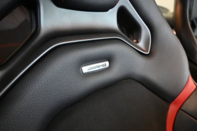 Mercedes A45 AMG bild 15