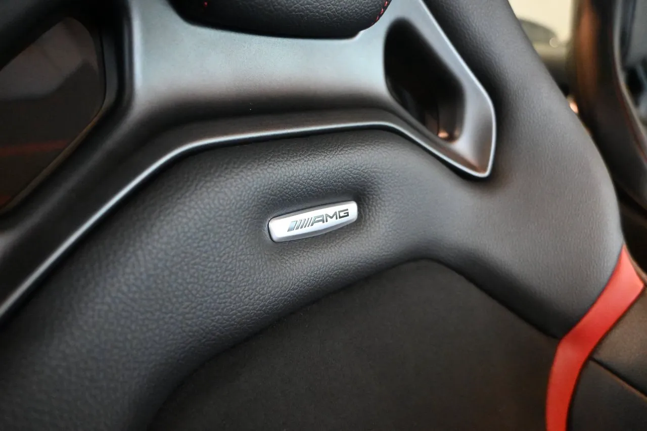 Mercedes A45 AMG bild 15