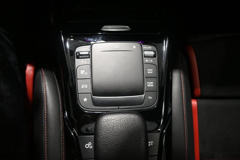 Mercedes A45 AMG bild 29
