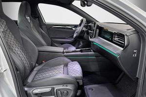 Volkswagen Passat bild 8