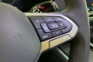 Volkswagen Passat bild 13