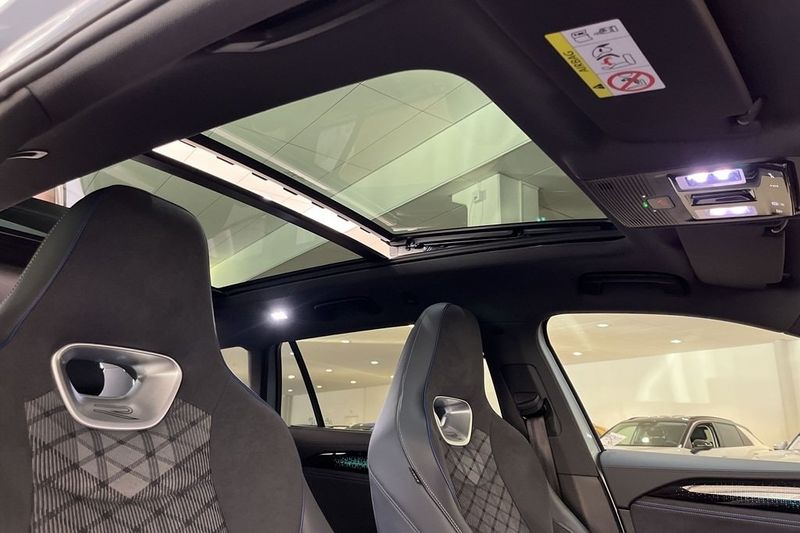 Volkswagen Passat bild 10