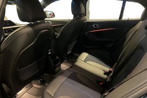 BMW 118 bild 12