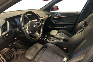 BMW 118 bild 13