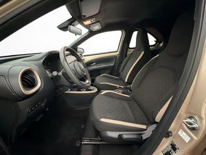 Toyota Aygo X bild 11