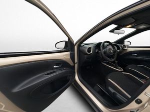 Toyota Aygo X bild 10
