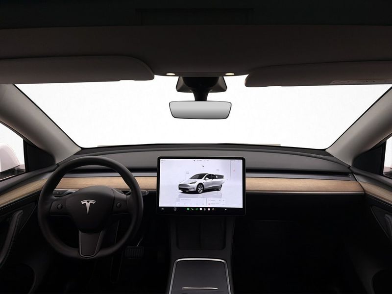 Tesla Model Y bild 13