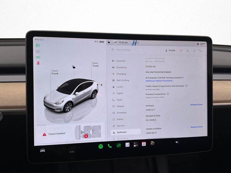 Tesla Model Y bild 19