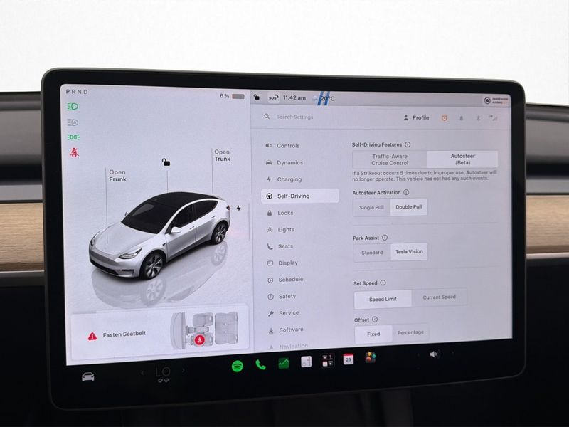 Tesla Model Y bild 18