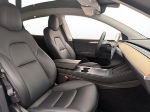 Tesla Model Y bild 23
