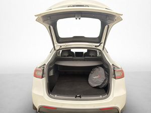 Tesla Model Y bild 27