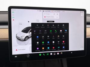 Tesla Model Y bild 17
