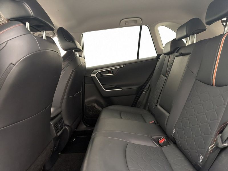 Toyota RAV4 bild 28